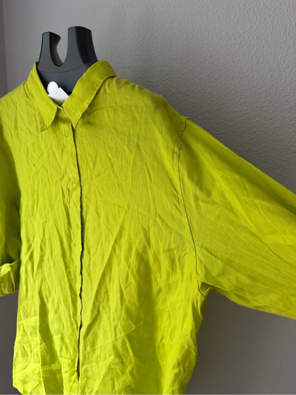 Lauren Ralph Lauren Women's Point Collar Button Placket Shirt Lime Green - Picture 5 of 11